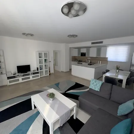 Admiral Apartman